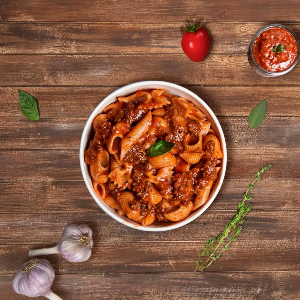 باستا تونه